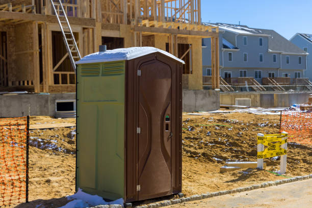 Affordable portable toilet rental in Brookston, IN