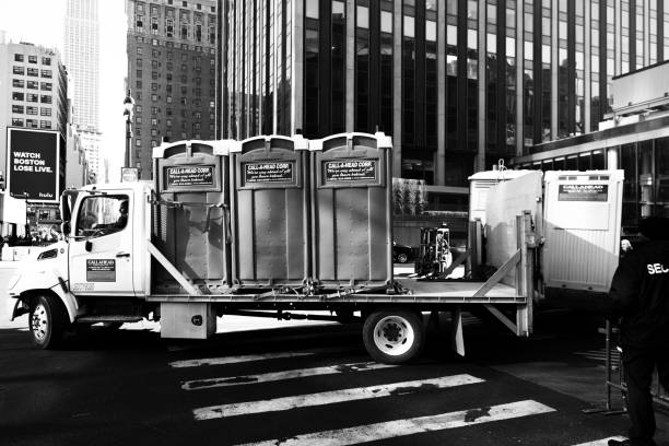 Best Luxury portable toilet rental  in Brookston, IN